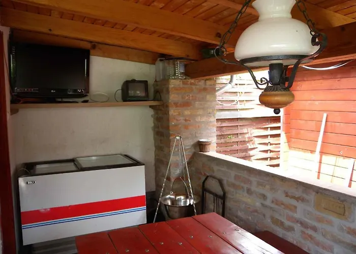 - Balaton 18975 Hébergement de vacances *